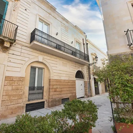 Santa Chiara Terrace Piano Rialzato Apartment Lecce