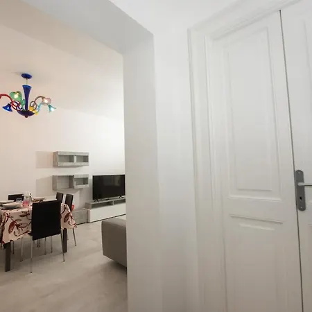Apartment Santa Chiara Terrace Piano Rialzato Lecce