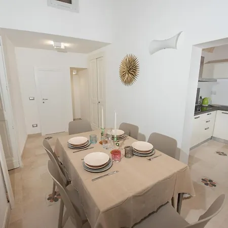 Santa Chiara Terrace Piano Rialzato Apartment